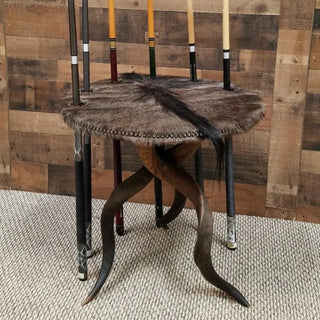 Wildebeest Table Cue Holder