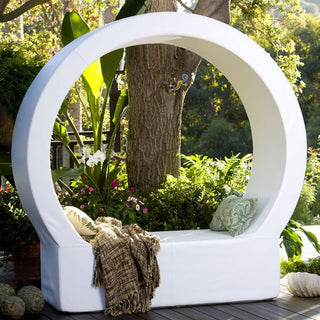 RELAX AND DRIFT AWAY IN THE POD