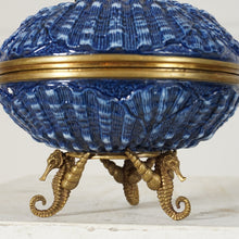 Load image into Gallery viewer, PORCELAIN BLUE DISH WITH LID