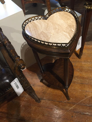 - HEART ACCENT TABLE